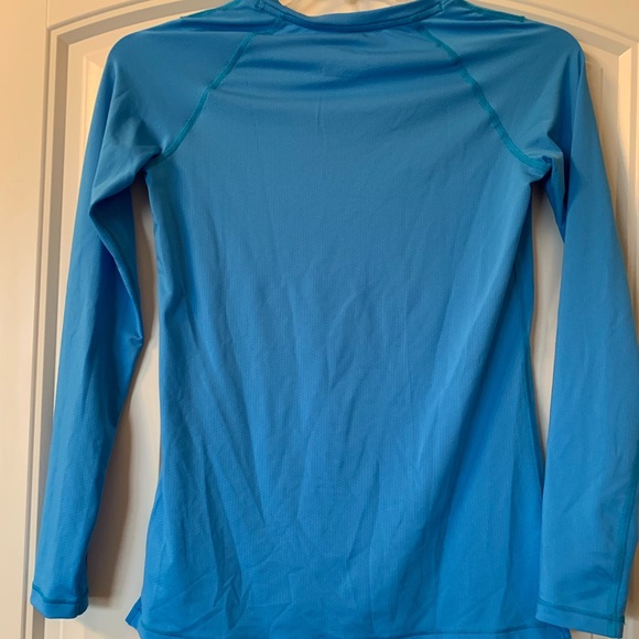 Workout shirt - Picture 3 of 3